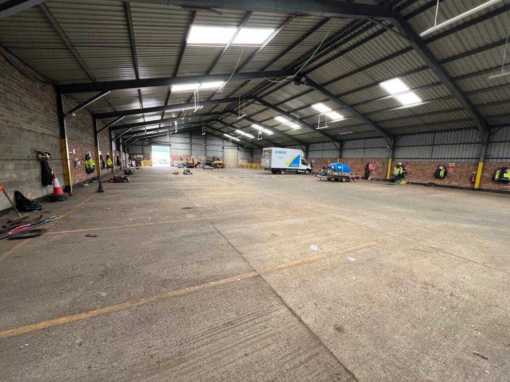 Additional property image - Unit 65, Coursers Farm, Coursers Road, Colney Heath, AL4 0PD
