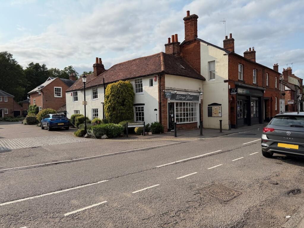 Main image of property: 29 and 29A High Street, Welwyn, AL6 9EE