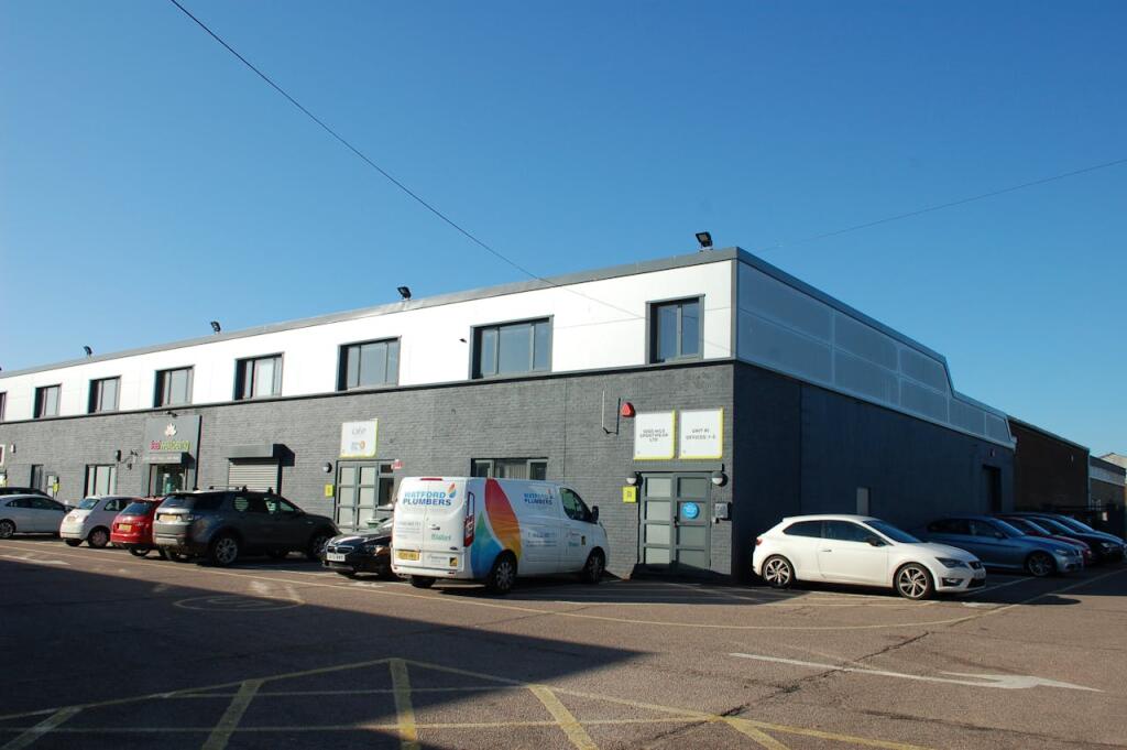 Main image of property: Office 2 Unit R1, Penfold Industrial Park, Imperial Way, Watford, WD24 4YY