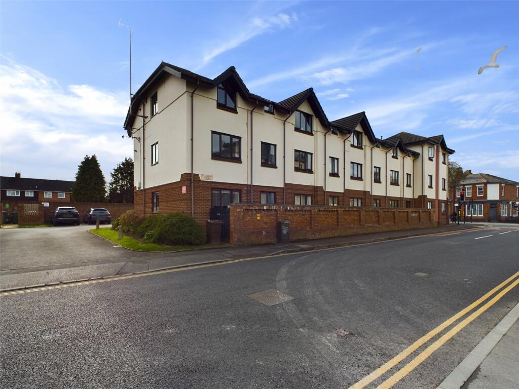 1 bedroom apartment for sale in Millbrook Street, Cheltenham, Gloucestershire, GL50