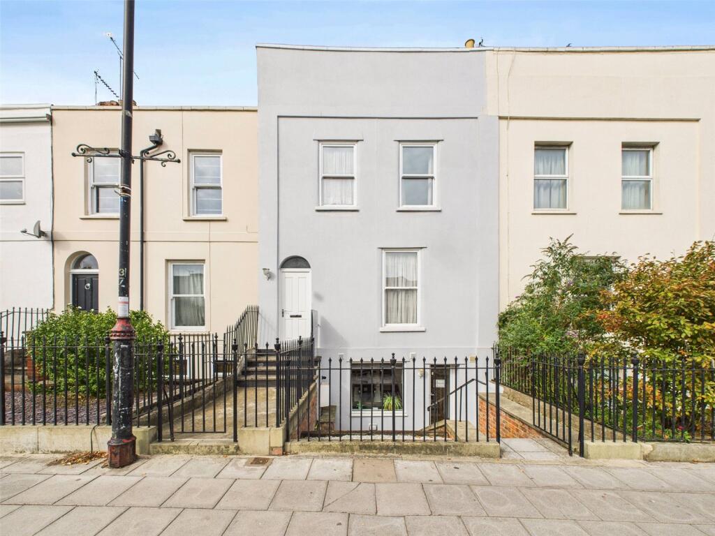 Main image of property: Bath Road, Cheltenham, Gloucestershire, GL53