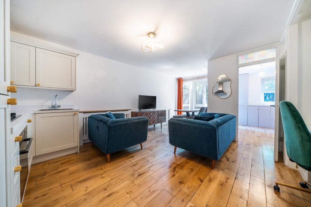 Main image of property: Rigge Place, London, SW4
