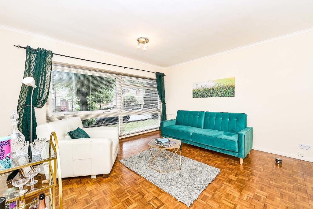 2 bedroom apartments white oaks london