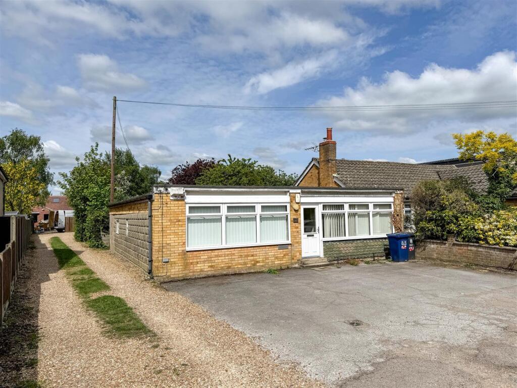 Main image of property: Highfields Road, Highfields Caldecote