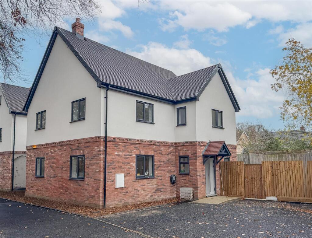 Main image of property: Kingsbridge Way, Kennett