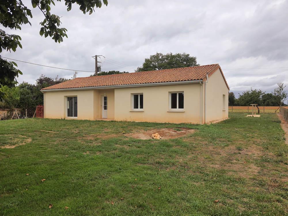 Main image of property: Poitou-Charentes, Deux-Sèvres, Sauzé-entre-Bois