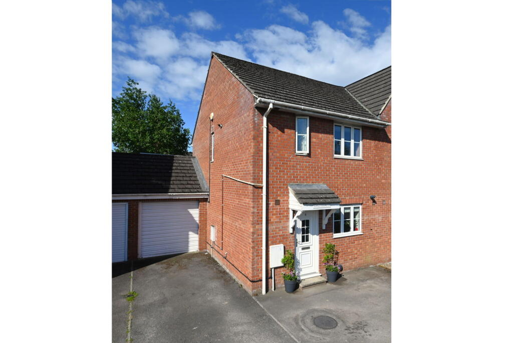 Main image of property: Doublegates Mews, Ripon, HG4 2LZ