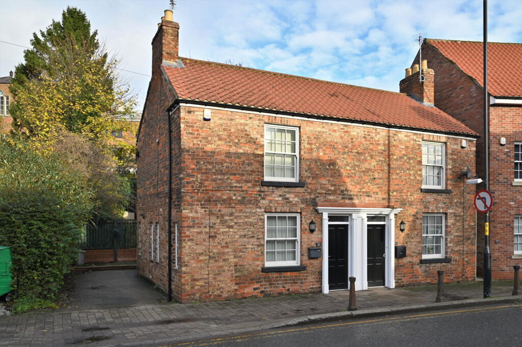 Main image of property: Water Skellgate, Ripon, HG4 1BH