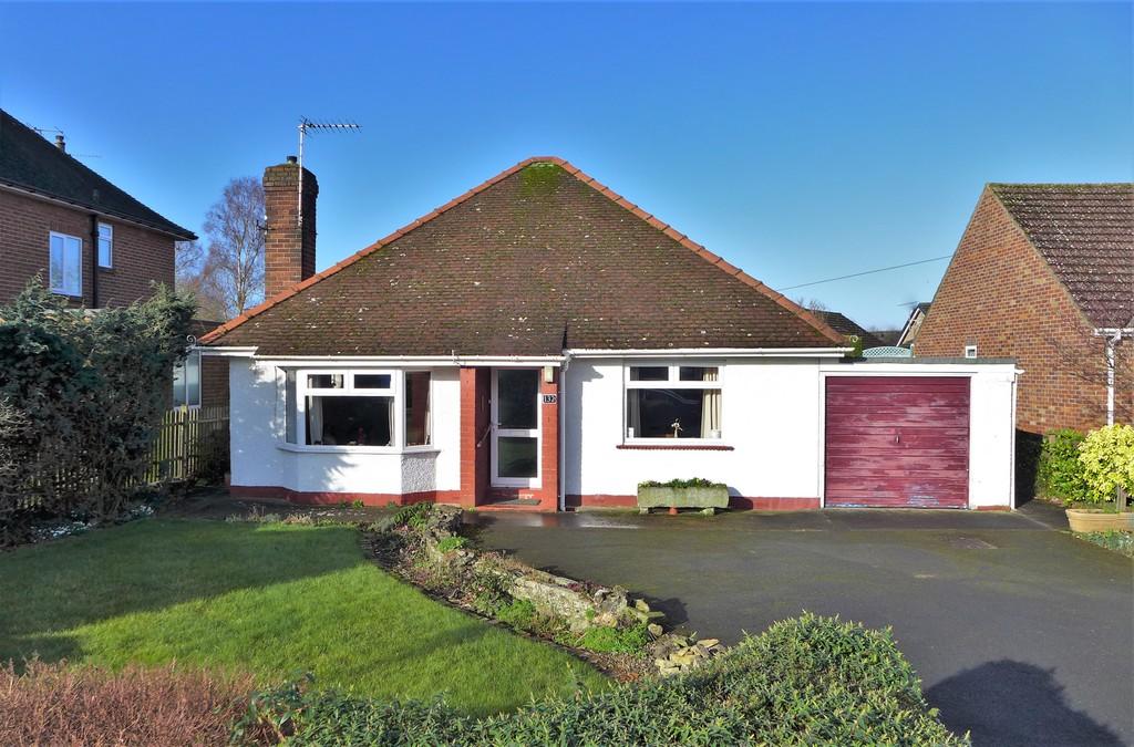 2 bedroom detached bungalow for sale in Whitcliffe Lane, Ripon, HG4