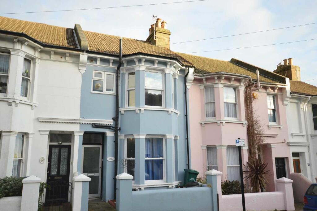 5 bedroom terraced house for rent in Crescent Road, Brighton, BN2
