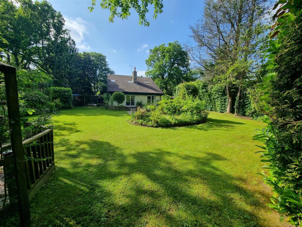 Main image of property: Greenways, Walton On The Hill