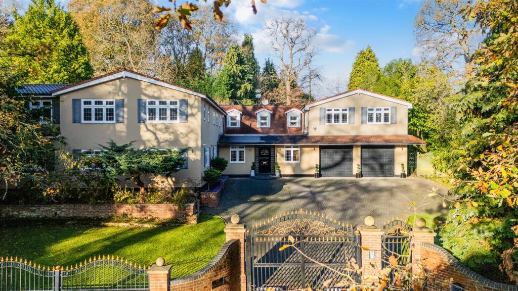 Main image of property: Kingswood Warren