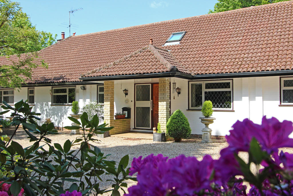 5 bedroom detached house for sale in Walton on the Hill, KT20