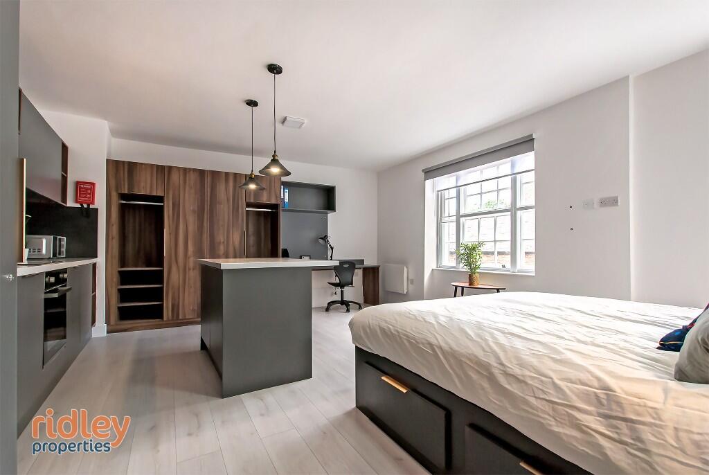 Main image of property: 18f Silver Street, Durham