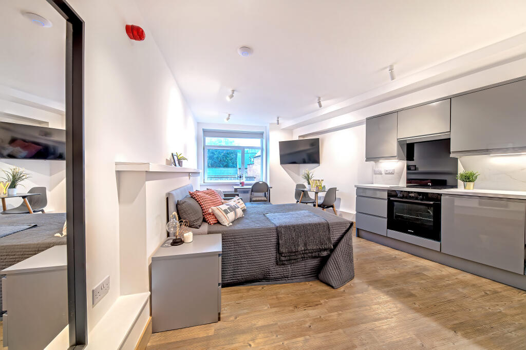 Main image of property: 11 Bridge House, Durham