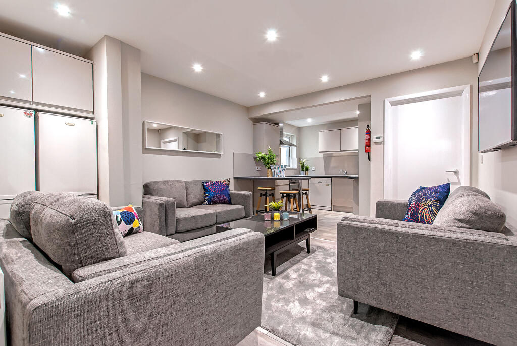 Main image of property: 18a Ridley Place, City Centre