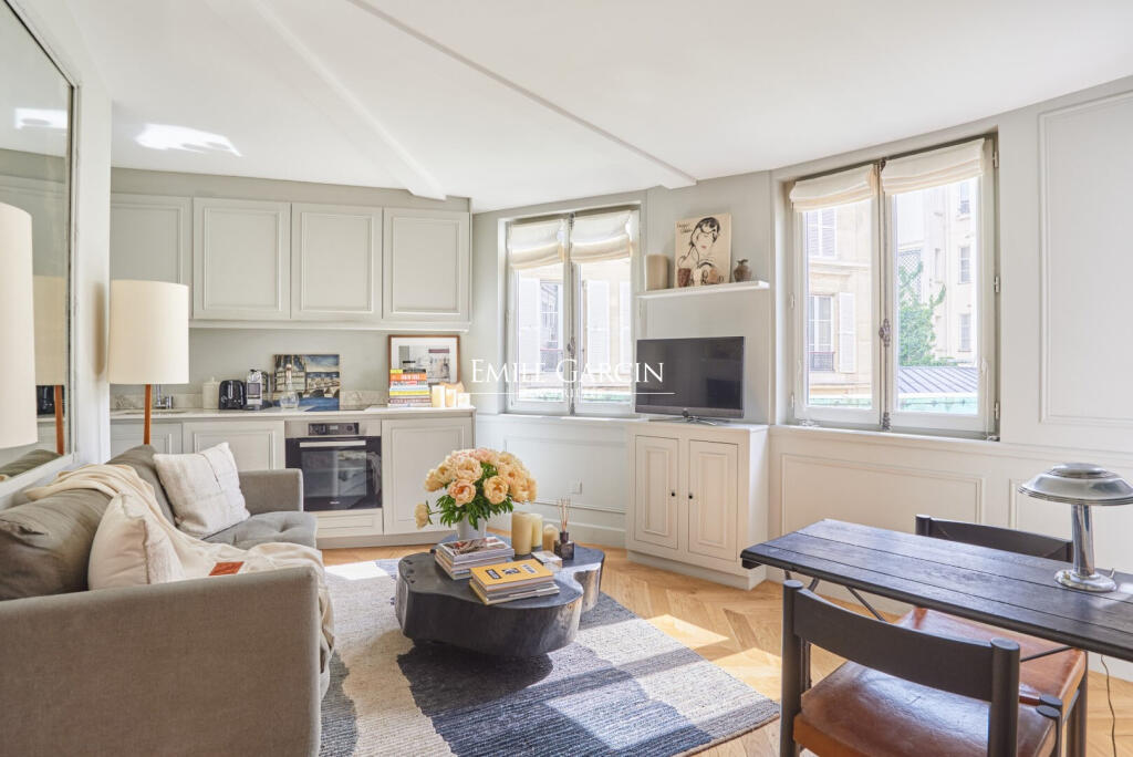 Main image of property: Paris-Isle of France, Paris, Paris 07