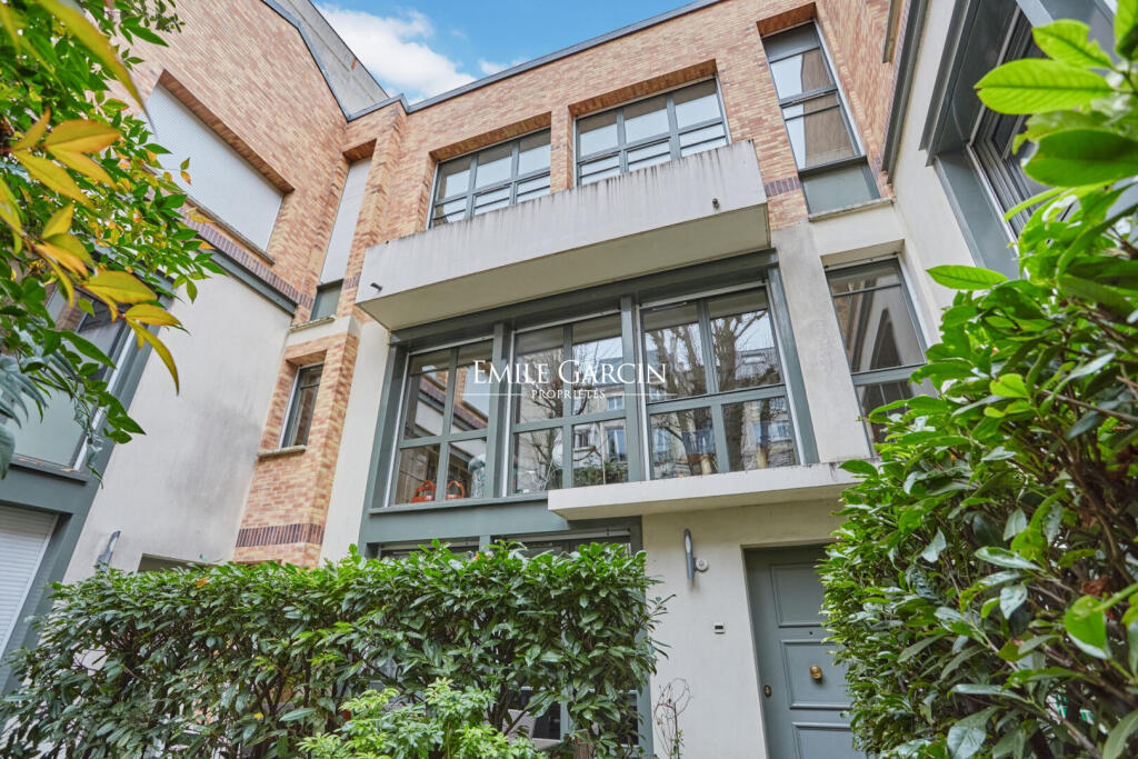 Main image of property: Paris-Isle of France, Paris, Paris 09