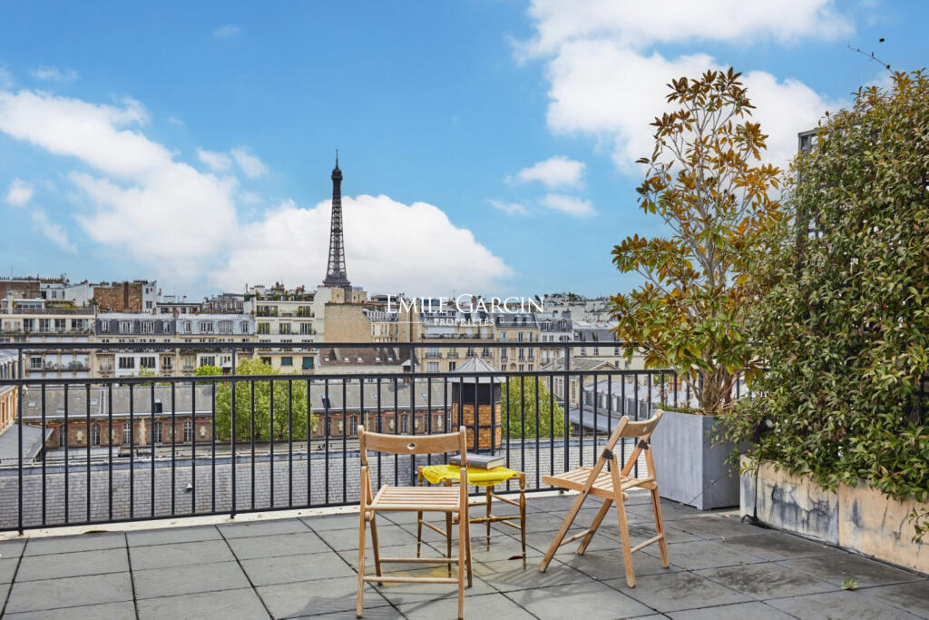 Main image of property: Paris-Isle of France, Paris, Paris 16