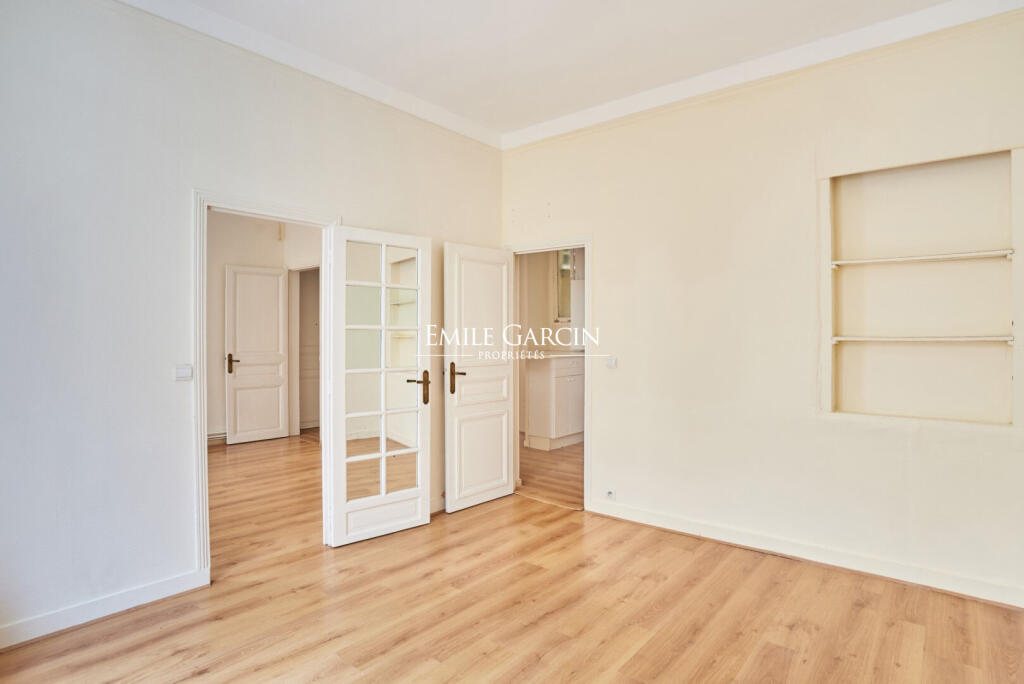 Main image of property: Paris-Isle of France, Paris, Paris 16