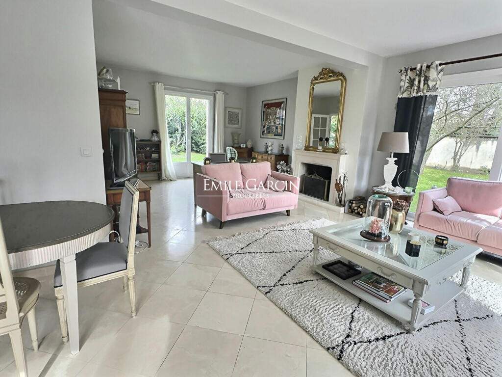 6 bedroom house for sale in ParisIsle of France, Yvelines, Versailles