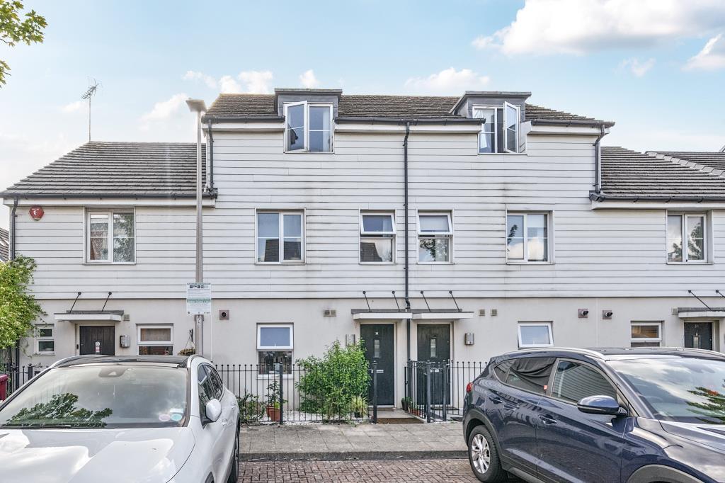 Main image of property: Kennet Island, Berkshire, RG2