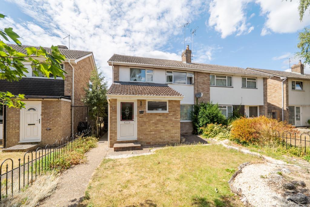 Main image of property: Woodley, Reading, RG5