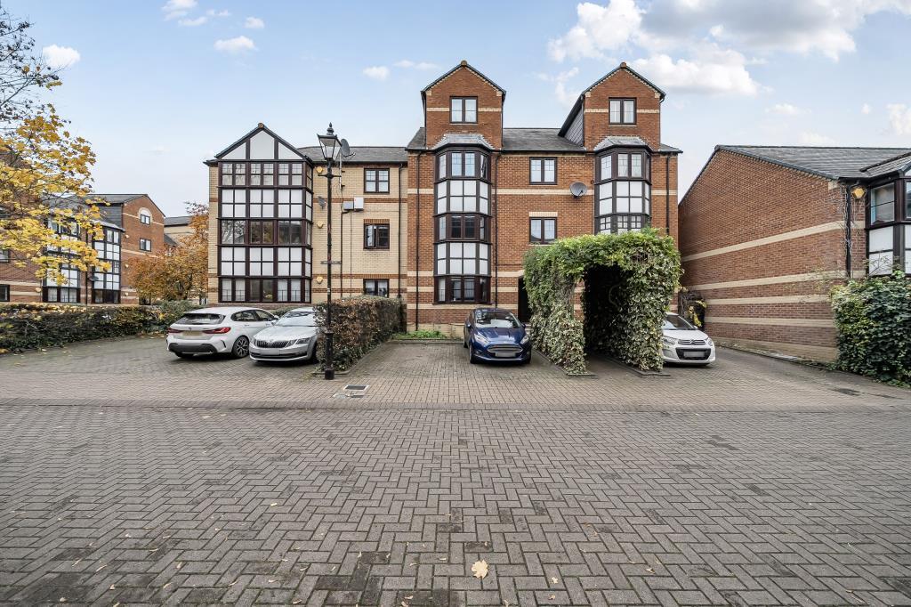Main image of property: Town Centre, Berkshire, RG1