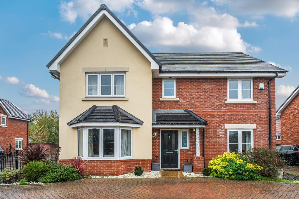 Main image of property: Calcot / Fords Farm, Berkshire, RG31