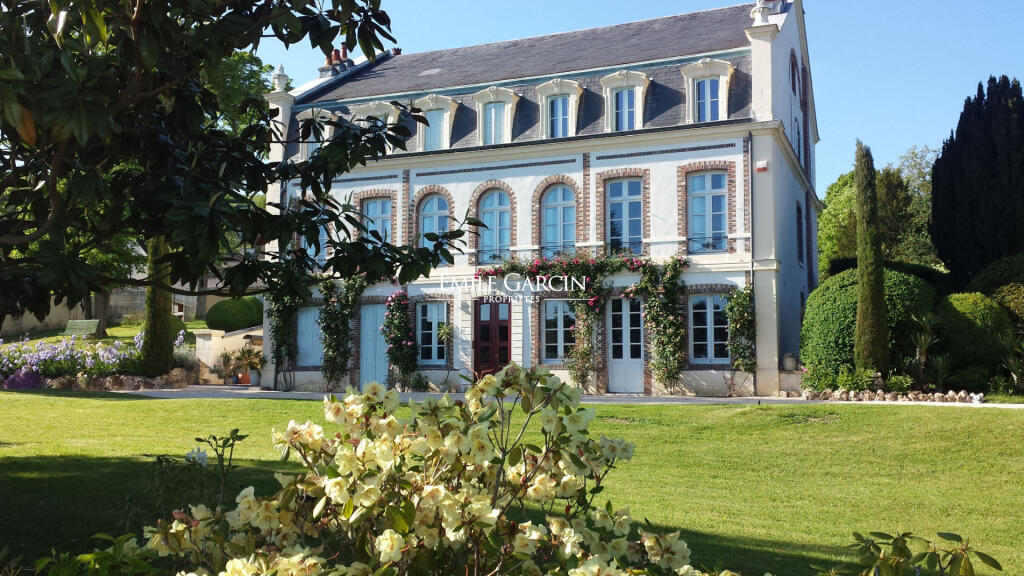 Main image of property: Burgundy, Yonne, Sens