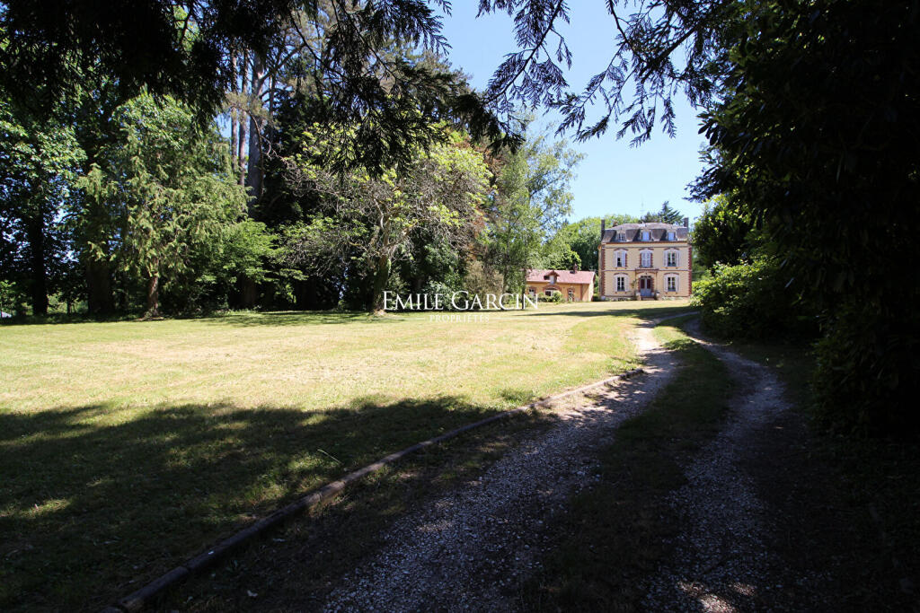 Main image of property: Burgundy, Yonne, St-Sauveur-en-Puisaye
