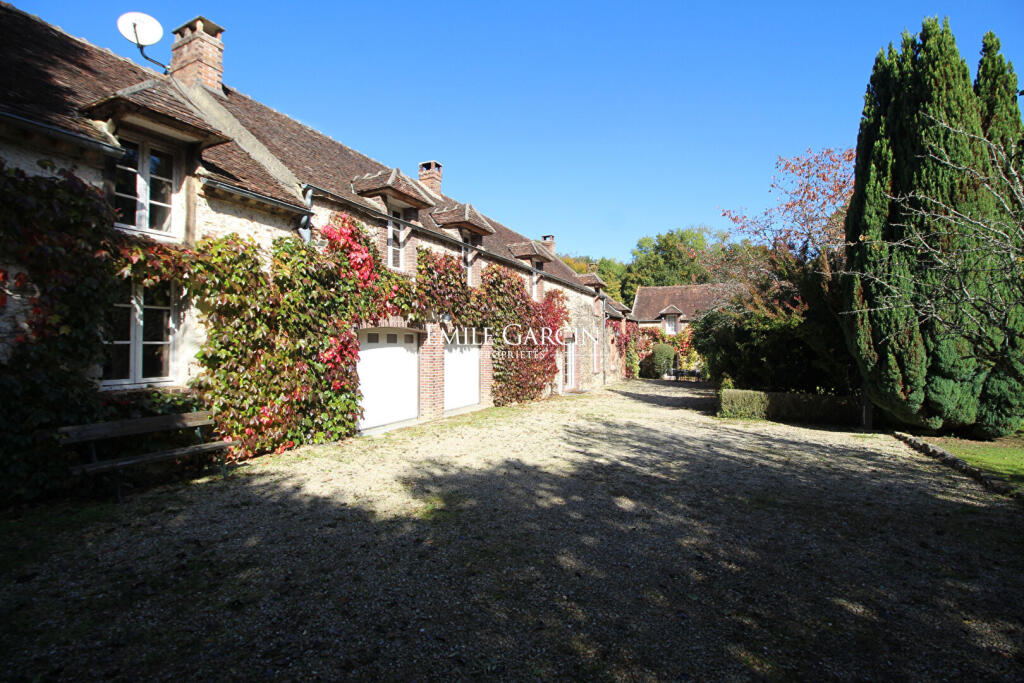 Main image of property: Paris-Isle of France, Seine-et-Marne, Donnemarie-Dontilly