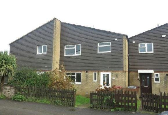 Main image of property: Heroes Walk, Reading, RG2