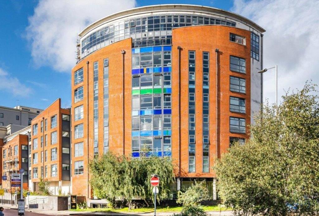 Main image of property: Kennet Street, Reading, RG1