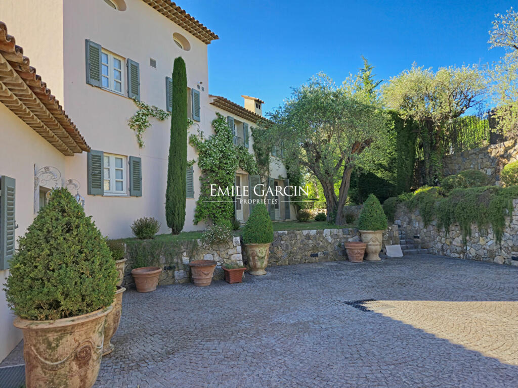 Main image of property: Provence-Alps-Cote d`Azur, Alpes-Maritimes, Chateauneuf De Grasse
