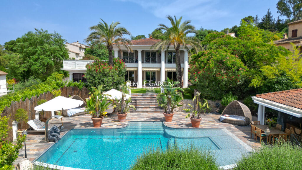 Main image of property: Provence-Alps-Cote d`Azur, Alpes-Maritimes, Mouans-Sartoux