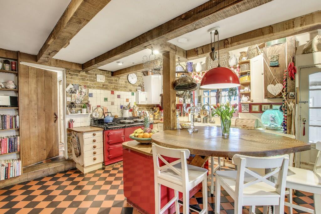 Additional property image - Gorse Hill, Farningham, DA4