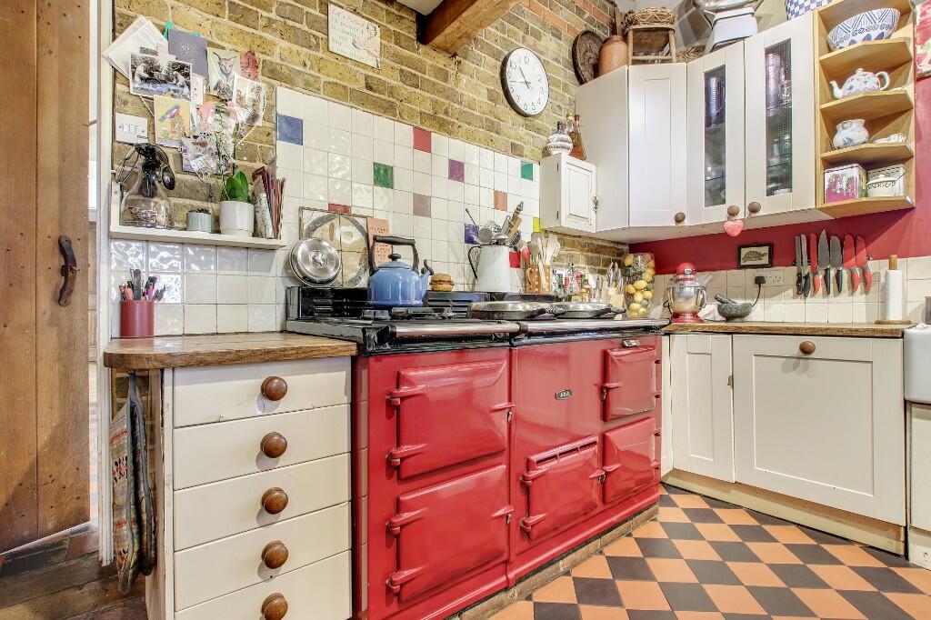 Additional property image - Gorse Hill, Farningham, DA4