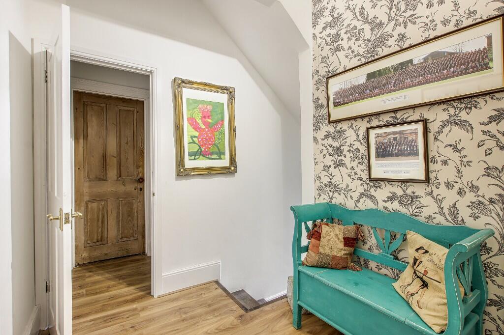 Additional property image - Gorse Hill, Farningham, DA4