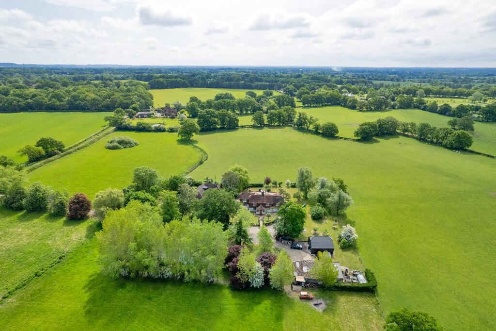 Main image of property: Heniker Lane, ME17