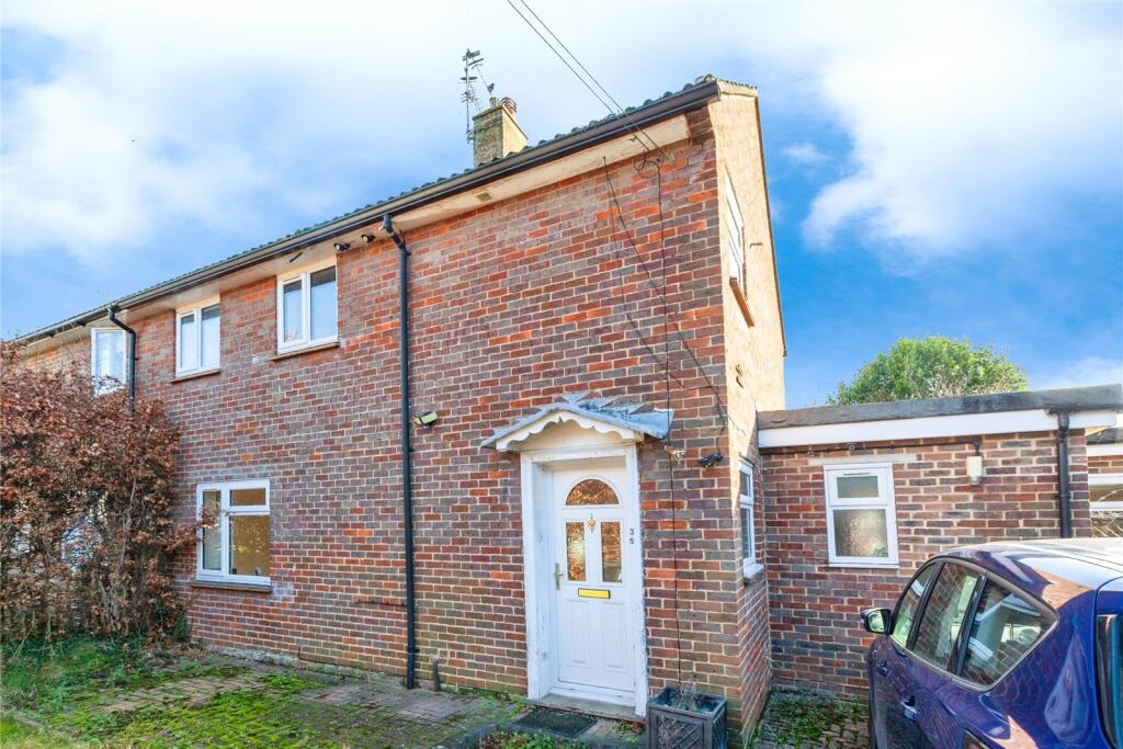 Main image of property: Northumbria Road, Maidenhead, SL6