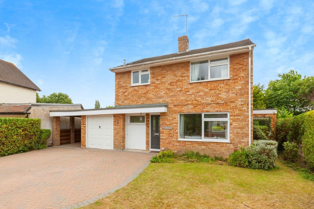 Main image of property: Lees Close, Maidenhead, Berkshire, SL6
