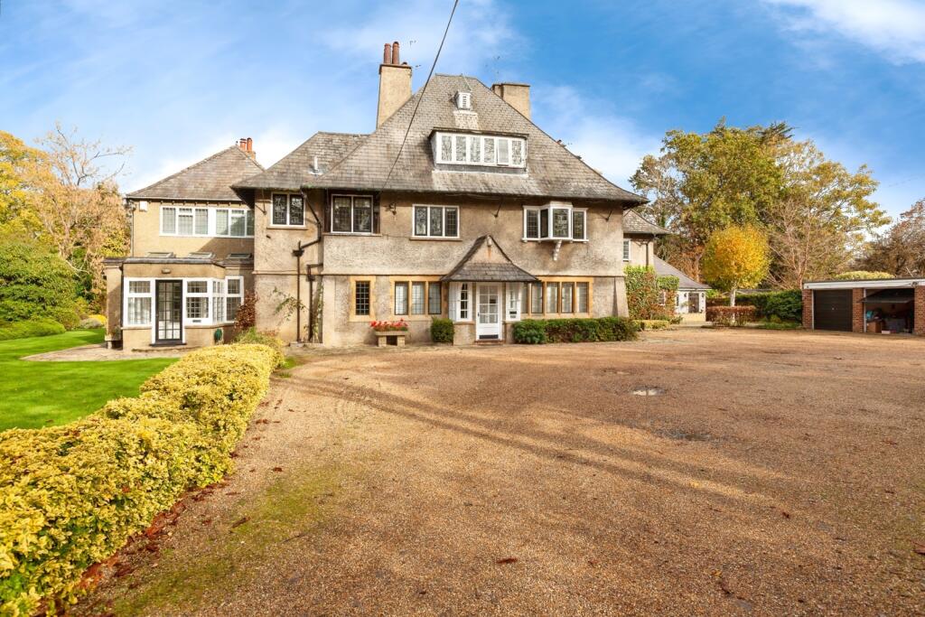 Main image of property: Park Road, Slough, Berkshire, SL2