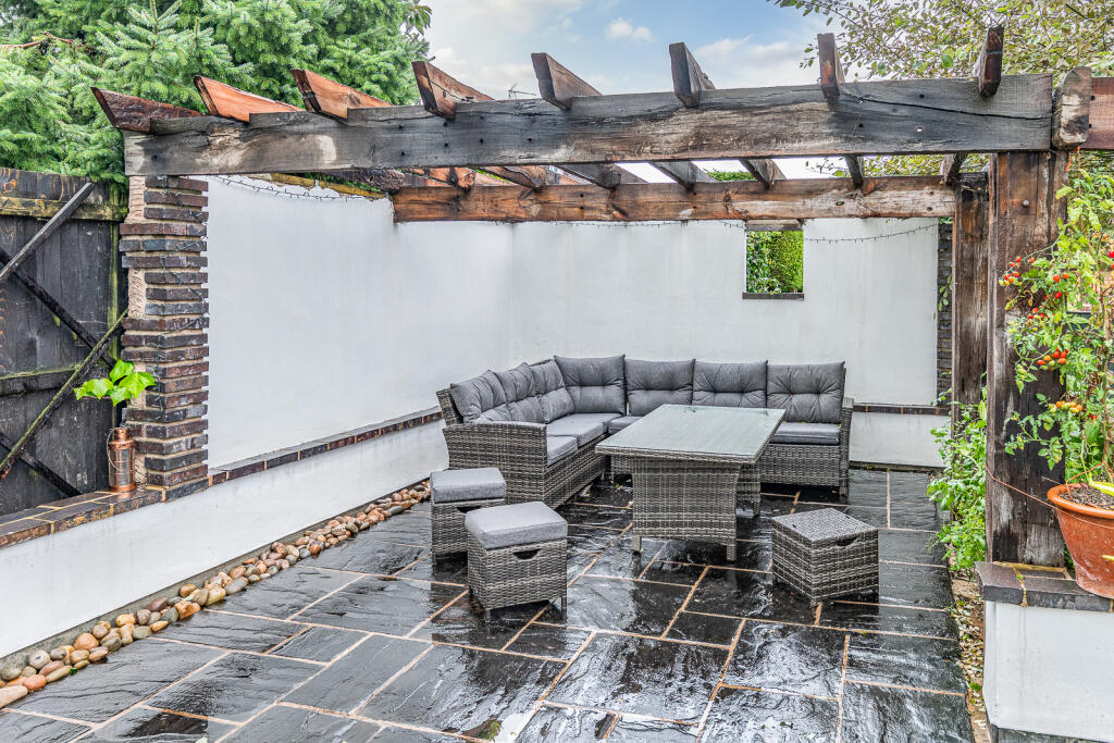 Additional property image - Foley Gardens, Stoke Prior, Bromsgrove, Worcestershire, B60