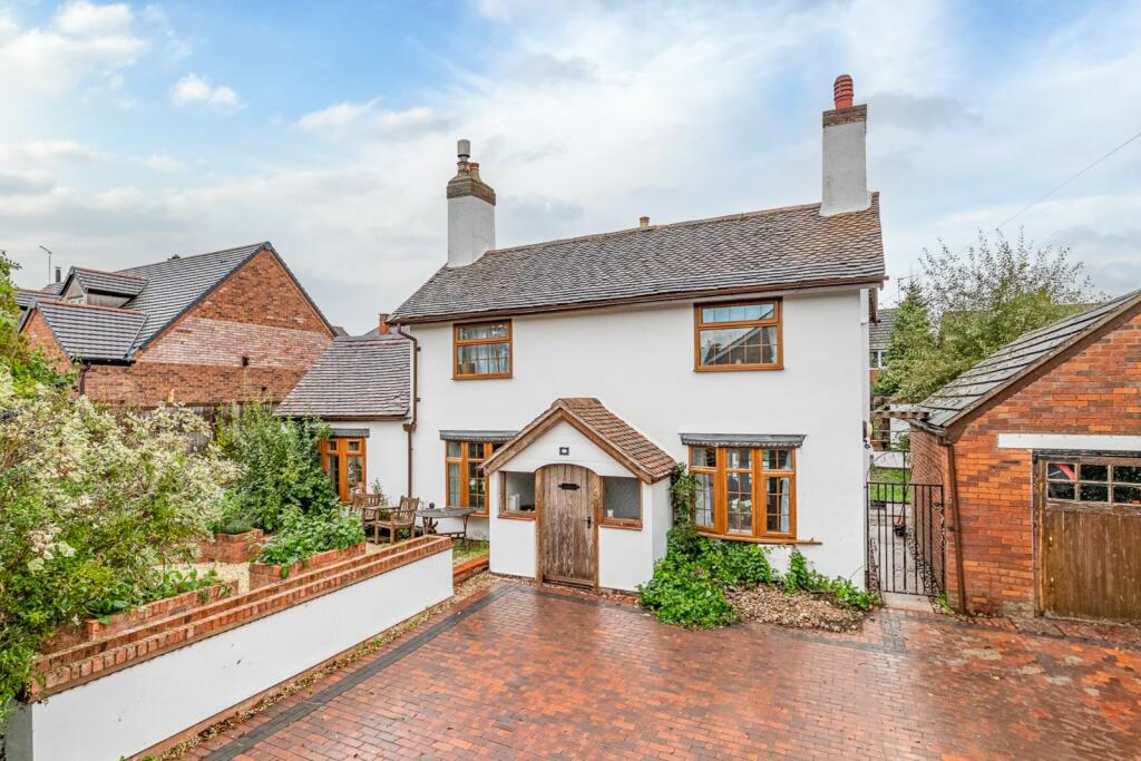 Additional property image - Foley Gardens, Stoke Prior, Bromsgrove, Worcestershire, B60