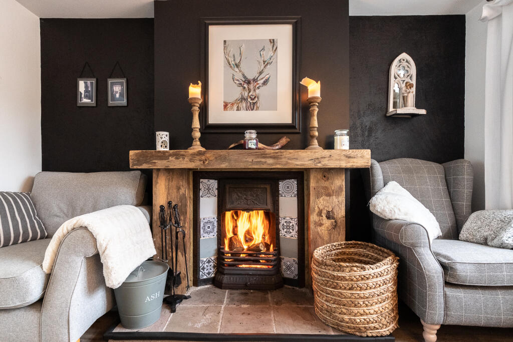 Additional property image - Foley Gardens, Stoke Prior, Bromsgrove, Worcestershire, B60