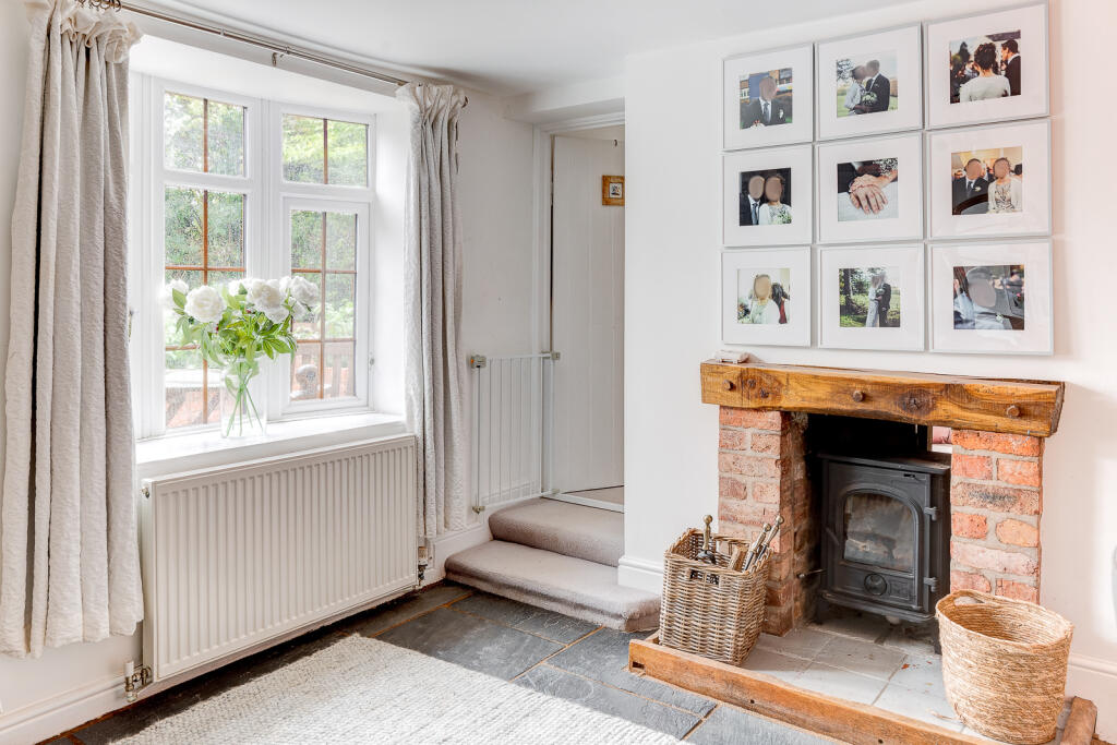 Additional property image - Foley Gardens, Stoke Prior, Bromsgrove, Worcestershire, B60