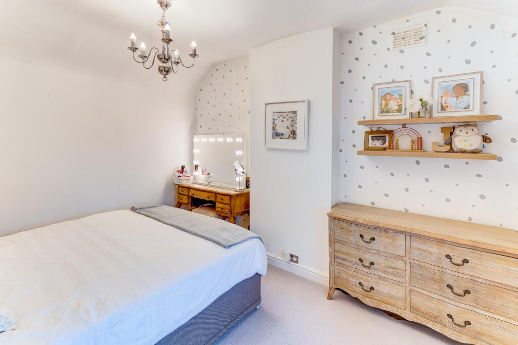 Additional property image - Foley Gardens, Stoke Prior, Bromsgrove, Worcestershire, B60