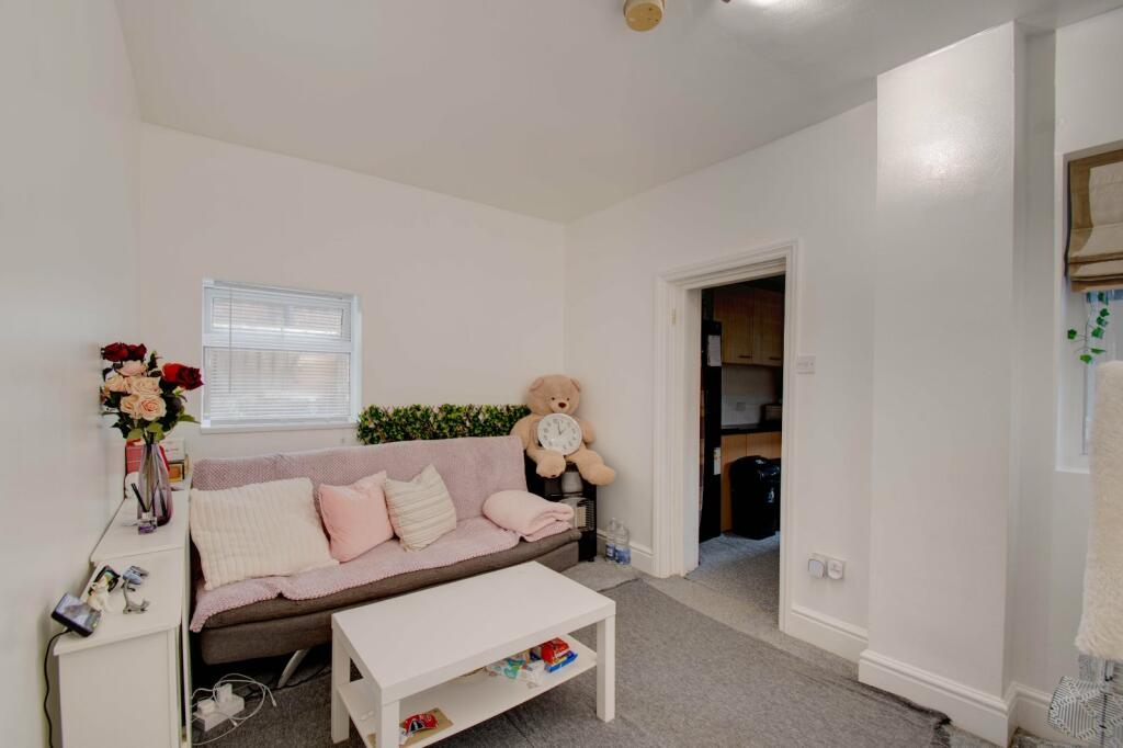 Additional property image - Watt Close, Bromsgrove, Worcestershire, B61