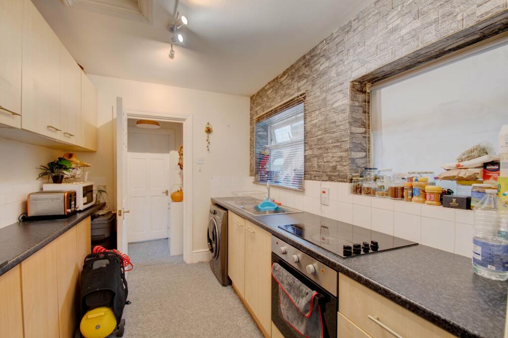 Additional property image - Watt Close, Bromsgrove, Worcestershire, B61